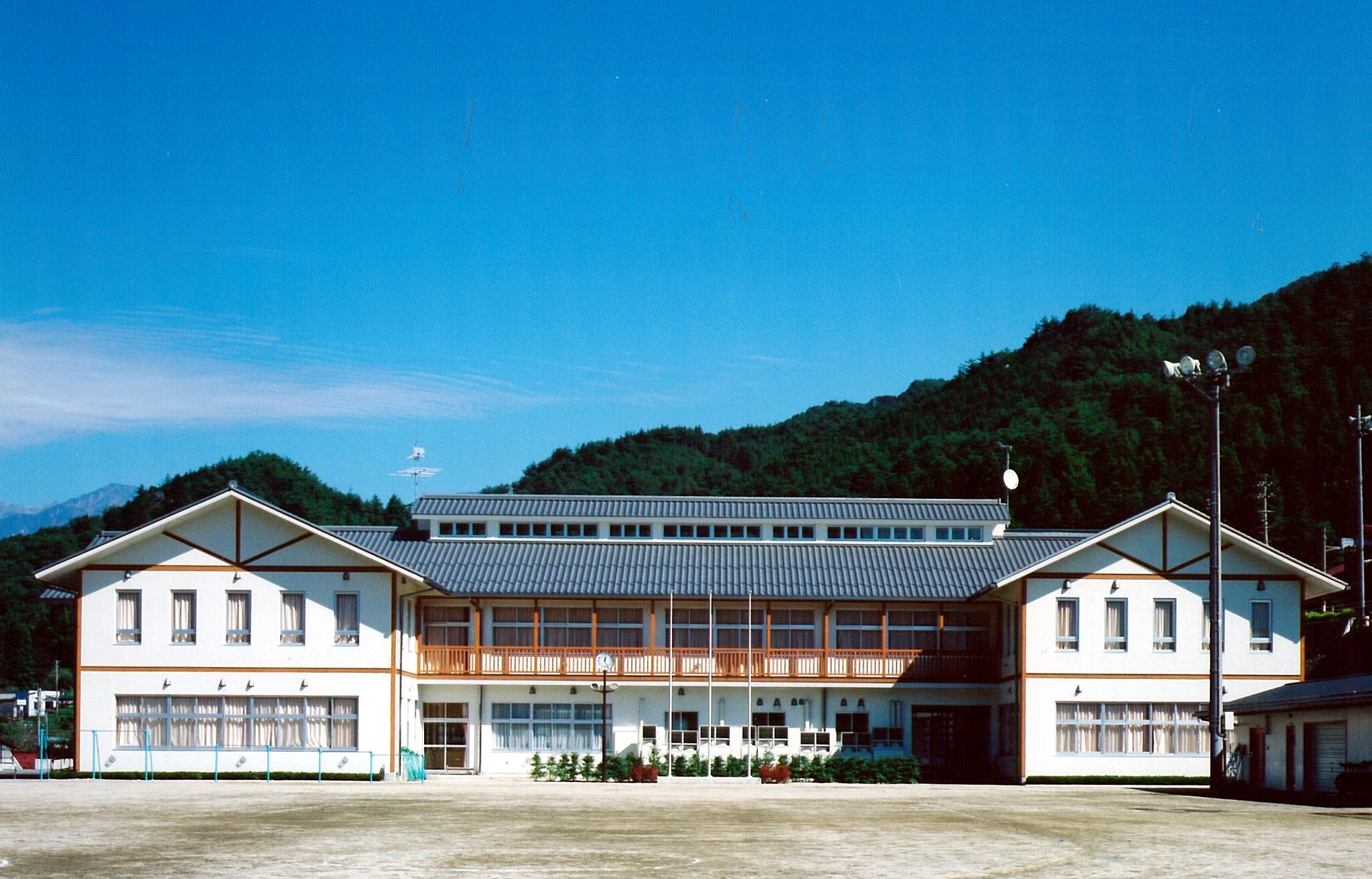 大桑小学校　新築　【教育施設】